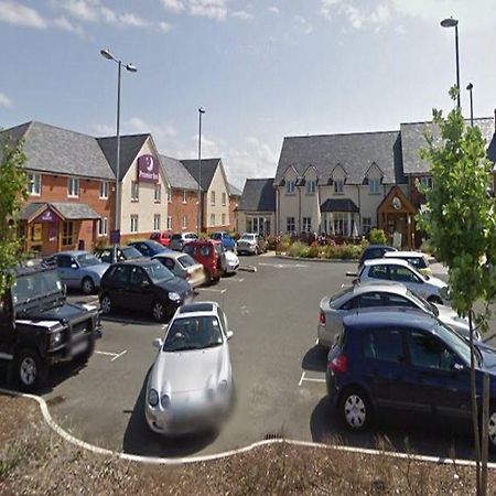 Premier Inn Premier Inn Rhuddlan Buitenkant foto